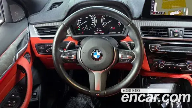 BMW X2 2021 — Фото 13/20