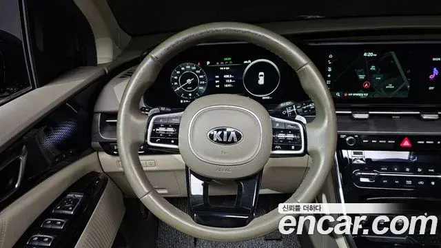 Kia Carnival 2021 — Фото 13/20