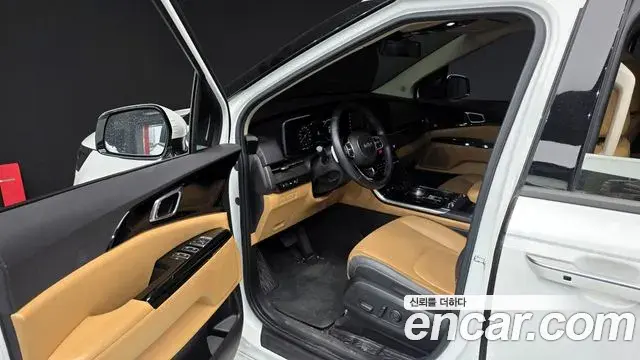 Kia Carnival 2022 — Şəkil 16/20