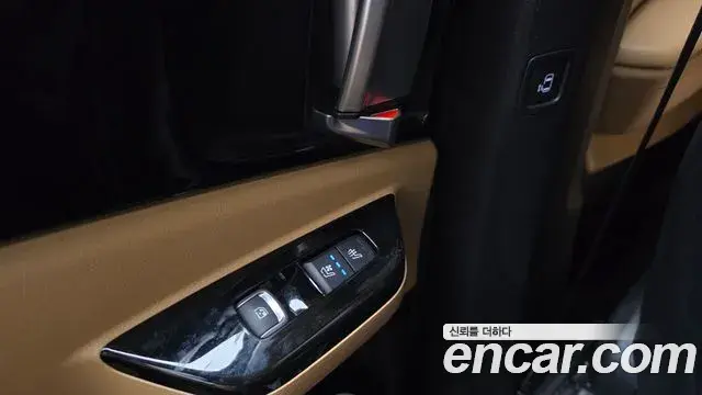 Kia Carnival 2022 — Şəkil 13/20