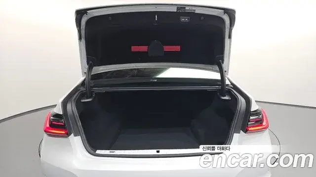 BMW 7 Series 2020 — ფოტო 1/20