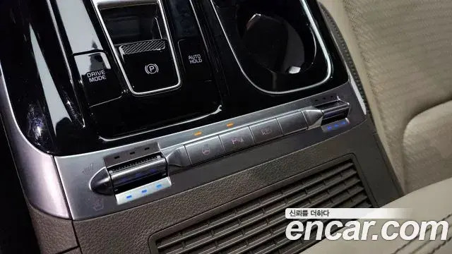 Kia Carnival 2022 — Фото 17/20