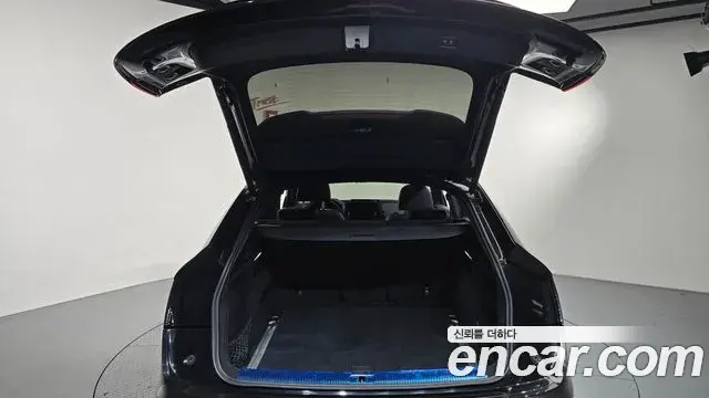 Audi SQ5 2022 — Şəkil 5/20