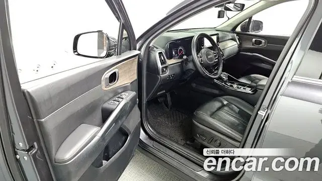 Kia Sorento 2022 — ფოტო 7/20