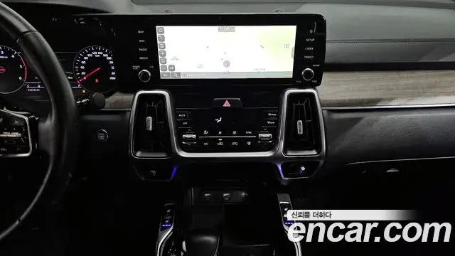 Kia Sorento 2022 — ფოტო 4/20