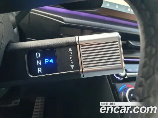 Hyundai Santa Fe 2023 — Photo 7/20