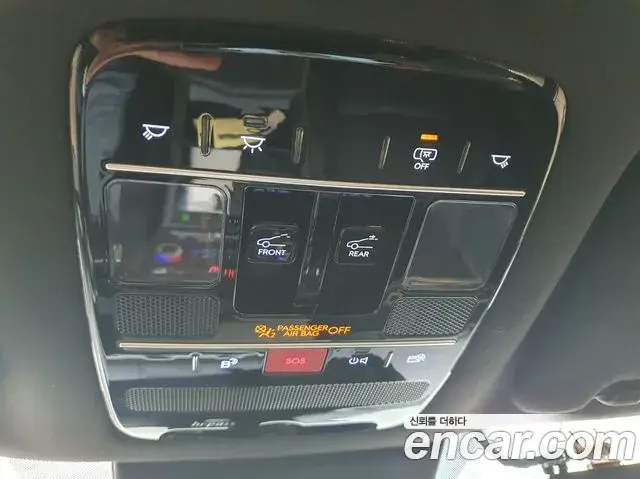 Hyundai Santa Fe 2023 — Photo 18/20
