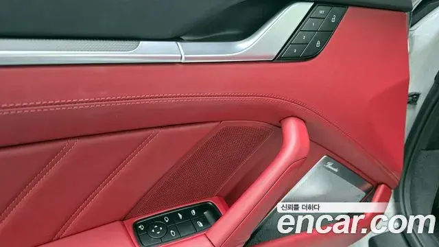 Porsche 911 2024 — ფოტო 4/20
