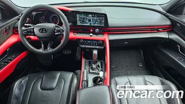 Hyundai The New Avante Hybrid 2020 — Photo 19/20