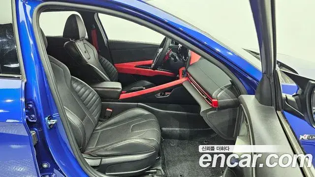 Hyundai The New Avante Hybrid 2020 — Photo 3/20