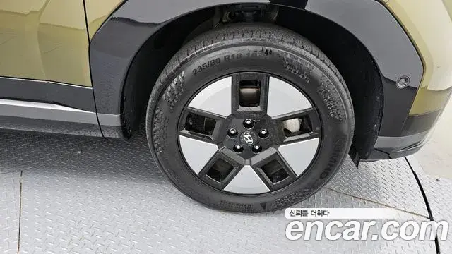 Hyundai Santa Fe 2024 — ფოტო 2/20