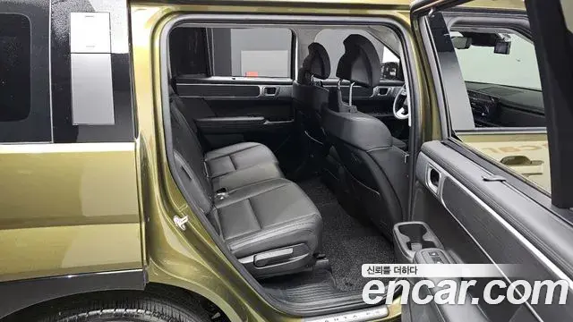 Hyundai Santa Fe 2024 — ფოტო 7/20