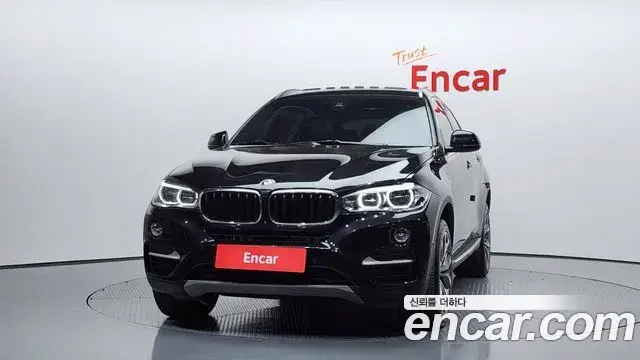 BMW X6 2018 — Photo 18/20