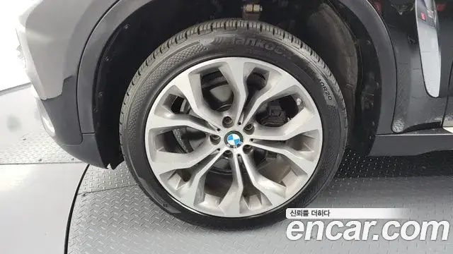 BMW X6 2018 — Photo 4/20