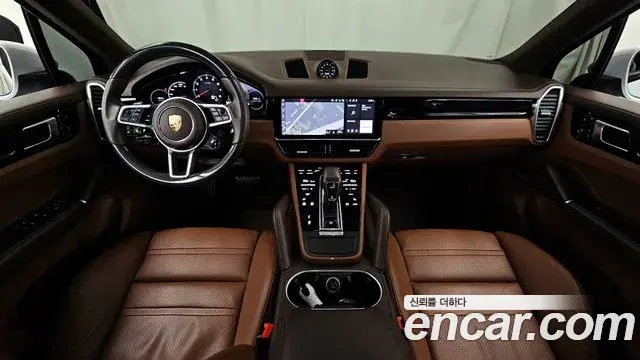 Porsche Cayenne 2020 — Фото 7/20
