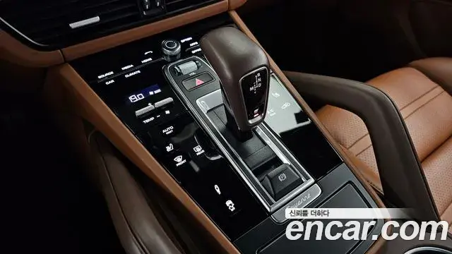 Porsche Cayenne 2020 — Фото 9/20