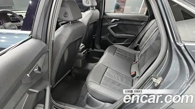 Audi A3 2023 — Photo 13/20