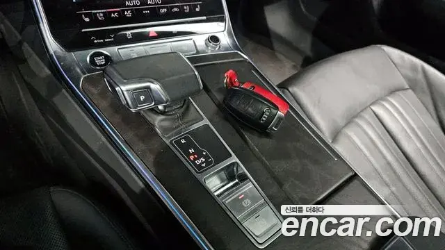 Audi A6 2023 — Şəkil 13/20