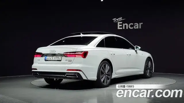 Audi A6 2023 — Фото 1/20