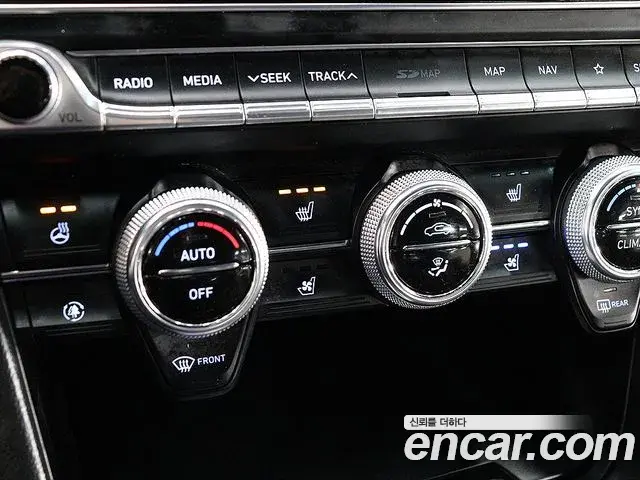 Genesis G70 2019 — Şəkil 16/20