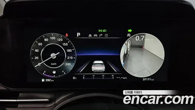 Kia Carnival 2023 — Şəkil 18/20