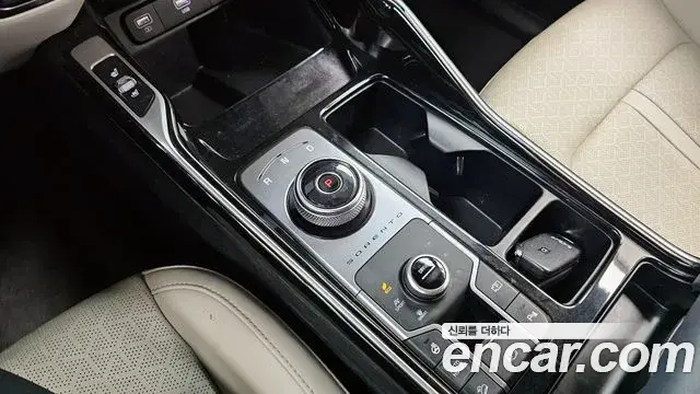 Kia Sorento 2022 — ფოტო 7/20