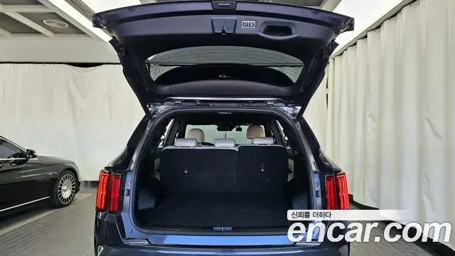Kia Sorento 2022 — ფოტო 3/20