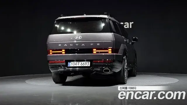 Hyundai Santa Fe 2023 — Şəkil 19/20