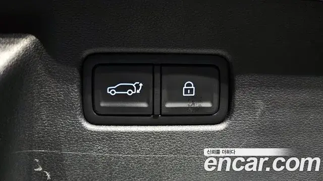 Hyundai Santa Fe 2023 — Şəkil 12/20