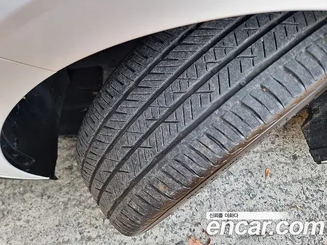 Hyundai Sonata Hybrid 2022 — Photo 1/20