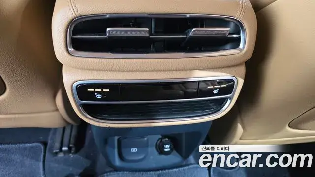 Genesis GV80 2020 — Şəkil 16/20