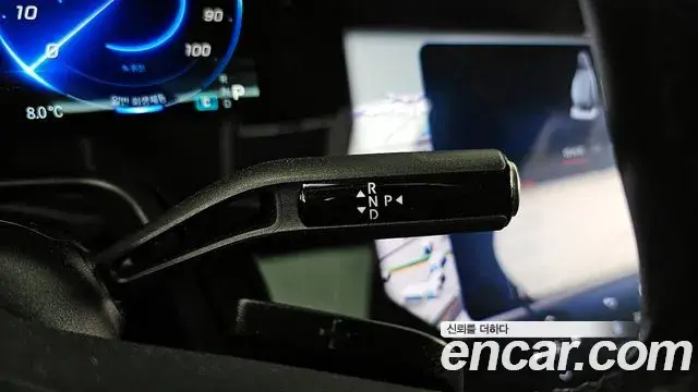 Mercedes-Benz EQE SUV 2023 — ფოტო 6/20