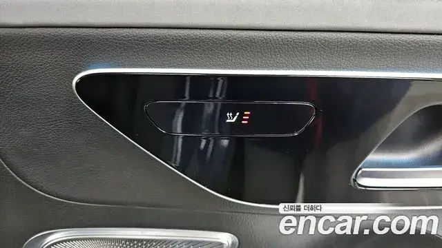 Mercedes-Benz EQE SUV 2023 — ფოტო 7/20