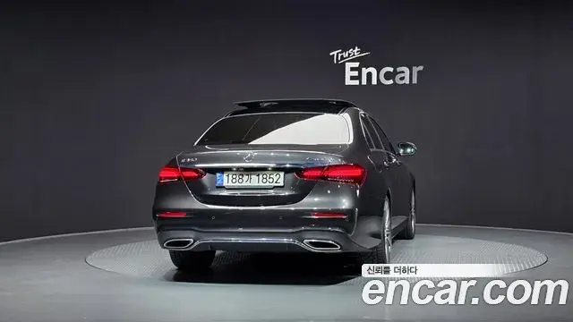 Mercedes-Benz E-Class 2020 — ფოტო 3/20