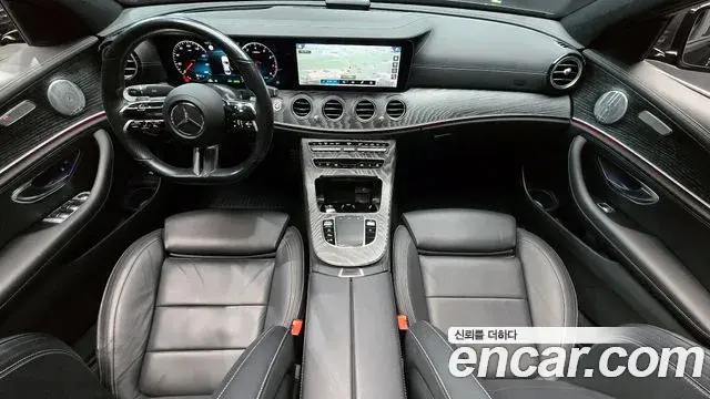 Mercedes-Benz E-Class 2020 — ფოტო 12/20