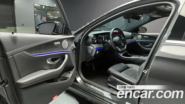 Mercedes-Benz E-Class 2020 — ფოტო 10/20