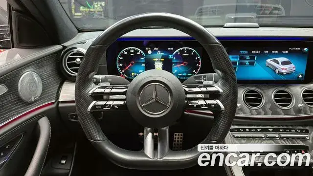 Mercedes-Benz E-Class 2020 — ფოტო 17/20