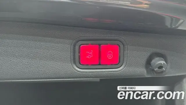 Mercedes-Benz E-Class 2020 — ფოტო 9/20