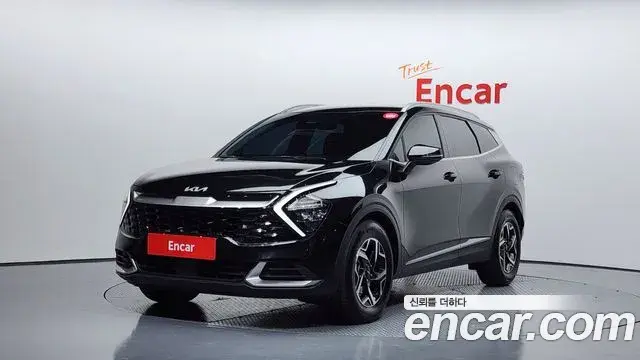 Kia Sportage 2021 — Фото 1/20