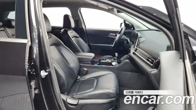 Kia Sportage 2021 — Фото 11/20