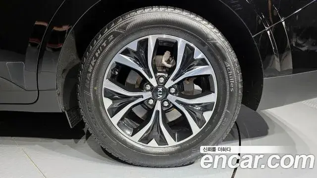 Kia Carnival 2020 — Photo 18/20