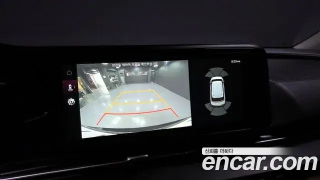 Kia Carnival 2020 — Photo 16/20