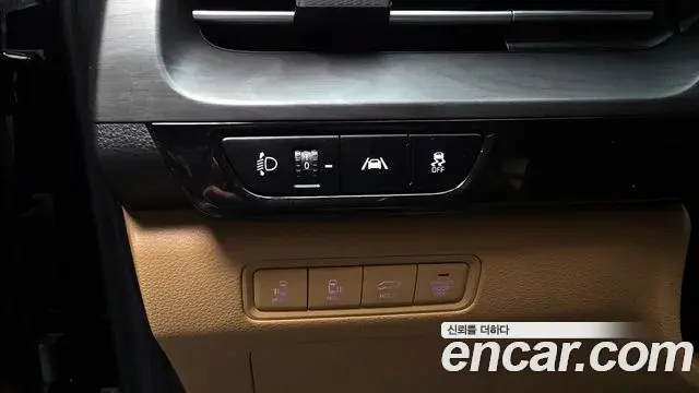 Kia Carnival 2020 — Photo 3/20