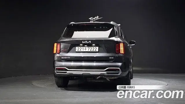 Kia Sorento 2022 — Photo 4/20