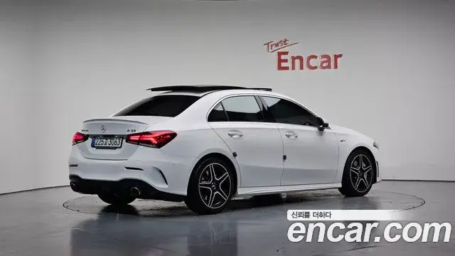 Mercedes-Benz A-Class 2020 — Şəkil 15/20