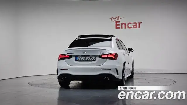 Mercedes-Benz A-Class 2020 — Şəkil 10/20