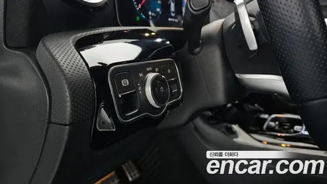 Mercedes-Benz A-Class 2020 — Şəkil 11/20
