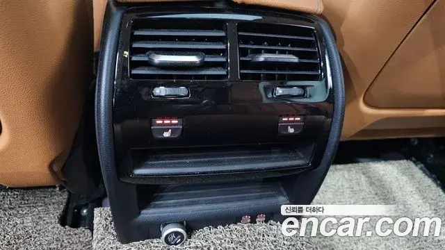 BMW 5 Series 2021 — ფოტო 17/20