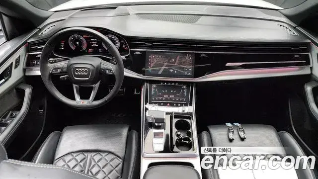 Audi Q8 2020 — ფოტო 18/20