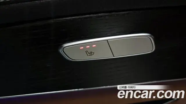Mercedes-Benz GLC-Class 2022 — Photo 14/20
